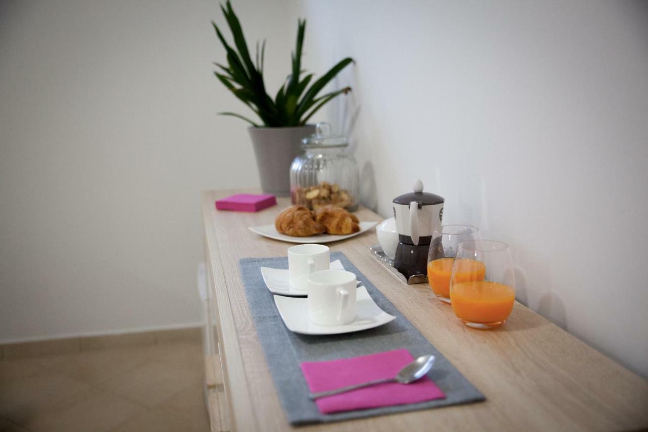 Le Colonne Bed & Breakfast กัสซีโน ภายนอก รูปภาพ